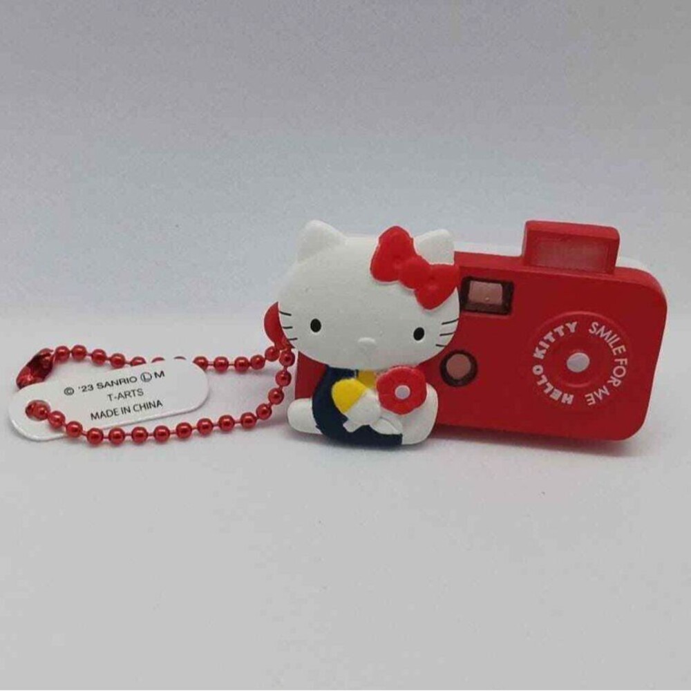 Hello kitty mini camera keychain